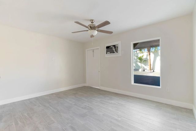 4 of 18 - 400 S Federal Highway, Boynton Beach, FL