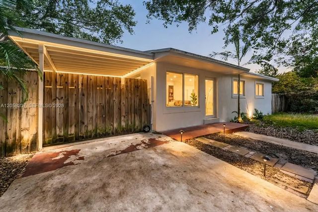 3 of 49 - 3611 Sw 36th Street, West Park, FL