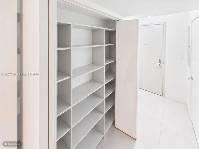 4 of 25 - 488 Ne 18th Street #203, Miami, FL