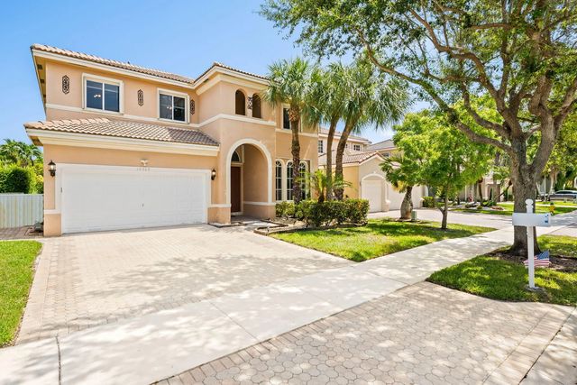 2 of 47 - 19389 Sw 64th Street, Pembroke Pines, FL