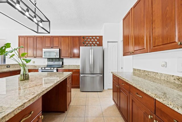 3 of 47 - 19389 Sw 64th Street, Pembroke Pines, FL