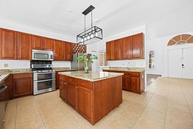 4 of 47 - 19389 Sw 64th Street, Pembroke Pines, FL