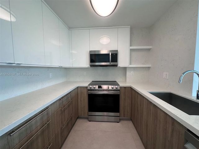 4 of 30 - 100 Bayview Drive #317, Sunny Isles Beach, FL