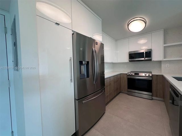 5 of 30 - 100 Bayview Drive #317, Sunny Isles Beach, FL