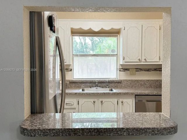 5 of 63 - 9801 Sunrise Lakes Boulevard #203, Sunrise, FL