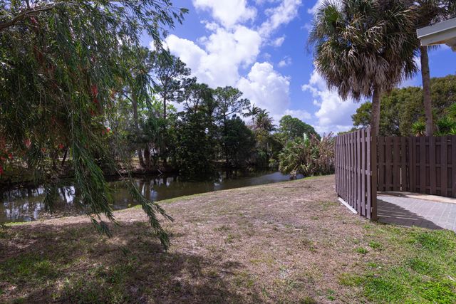 2 of 20 - 202 Sparrow Drive #1, Royal Palm Beach, FL