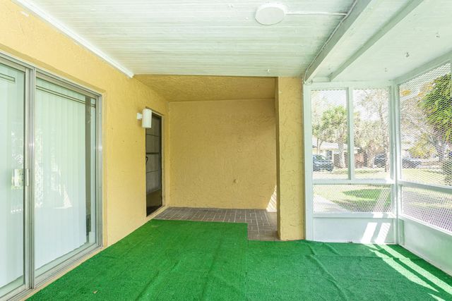 5 of 20 - 202 Sparrow Drive #1, Royal Palm Beach, FL