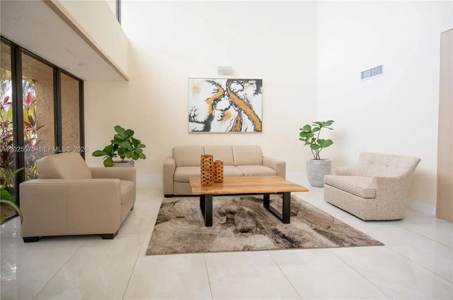 4 of 29 - 16400 Ne Golf Club Road #305, Weston, FL