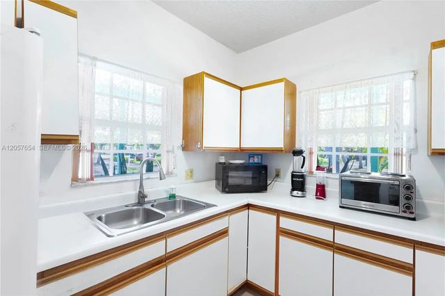 2 of 20 - 24443 Sw 129th Place, Homestead, FL