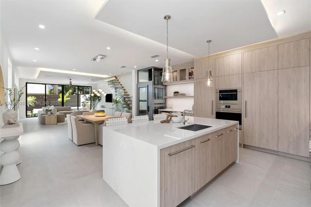 4 of 93 - 1418 Ne 6th Street, Fort Lauderdale, FL