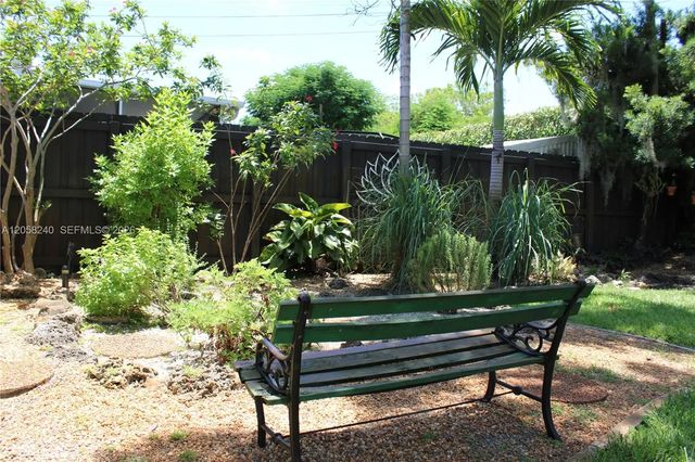 5 of 26 - 9310 Sw 52nd Terrace, Miami, FL