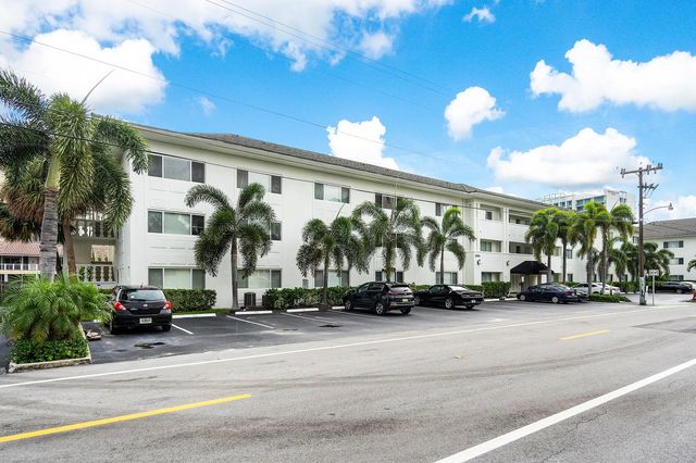 3 of 36 - 2881 Ne 32nd Street #220, Fort Lauderdale, FL