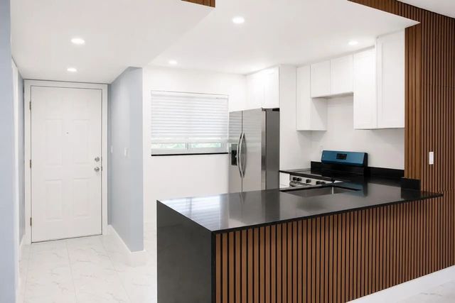 3 of 24 - 1103 Nw 58th Terrace #317, Sunrise, FL