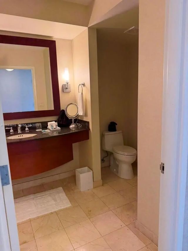 4 of 10 - 18001 Collins Avenue #1118, Sunny Isles Beach, FL