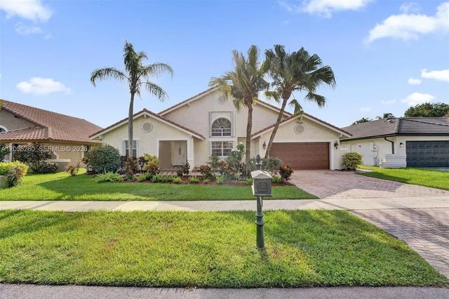 5 of 50 - 1720 W Oak Knoll Circle, Davie, FL