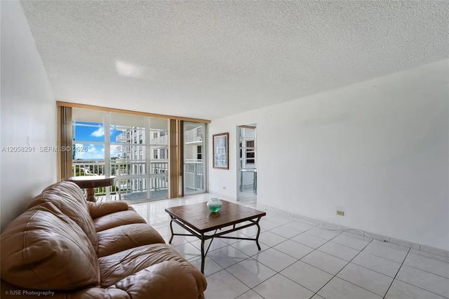 2 of 16 - 231 174th Street #617, Sunny Isles Beach, FL