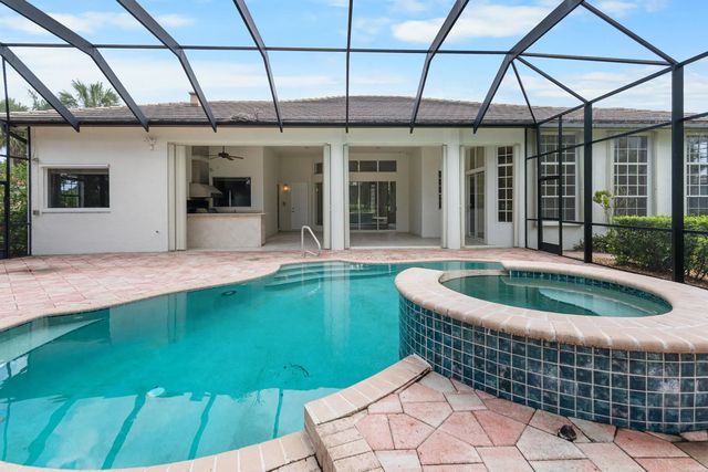 4 of 65 - 9408 Meadowood Drive, Fort Pierce, FL