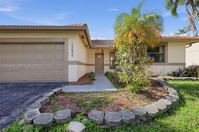 3 of 34 - 15600 Gauntlet Hall Manor, Davie, FL
