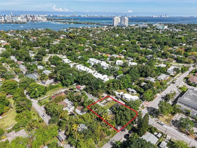 2 of 13 - 8701 Ne 8th Court, Miami, FL