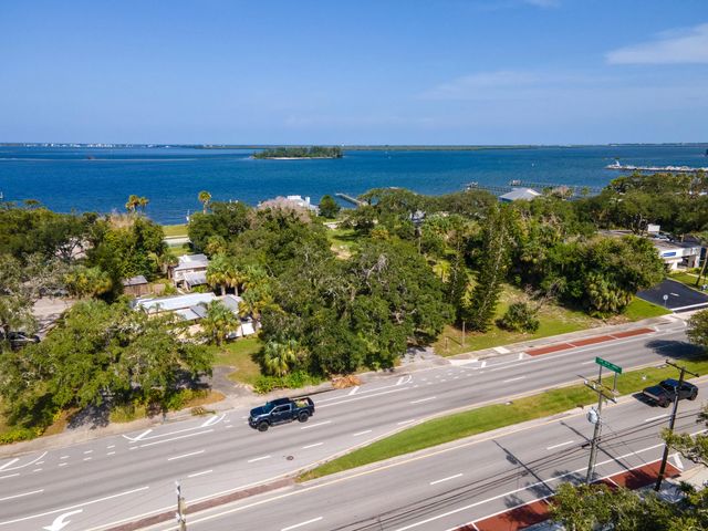 3 of 17 - 1026 Indian River Drive, Sebastian, FL