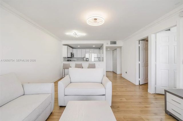 5 of 52 - 401 Ocean Drive #602, Miami Beach, FL