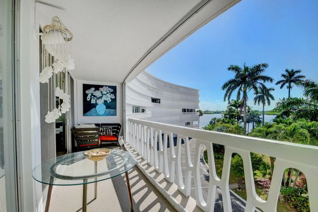 4 of 49 - 2505 S Ocean Boulevard #403, Palm Beach, FL