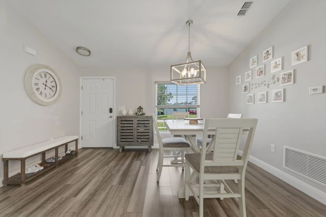 5 of 34 - 270 Buzby Street Se, Palm Bay, FL