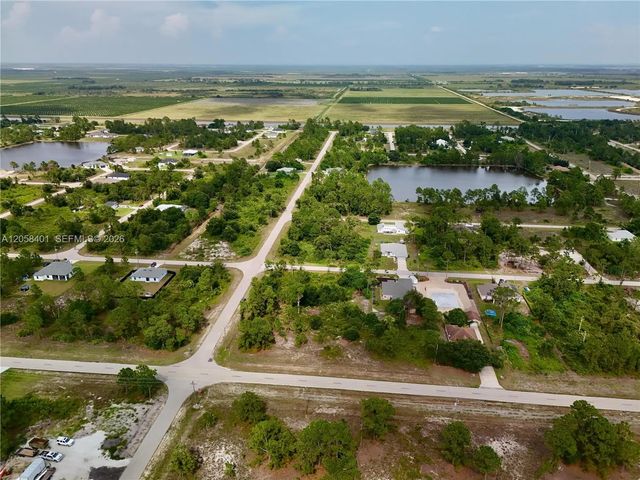 4 of 25 - 1041 Columbus Boulevard, Lehigh Acres, FL