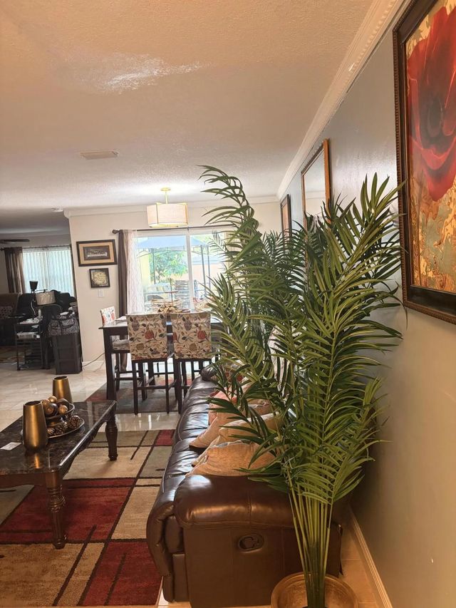 4 of 14 - 3357 Commodore Court, West Palm Beach, FL