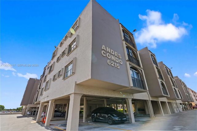 6215 W 20th Avenue #402, Hialeah