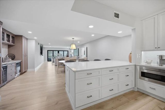 2 of 36 - 300 N Highway A1a #206n, Jupiter, FL