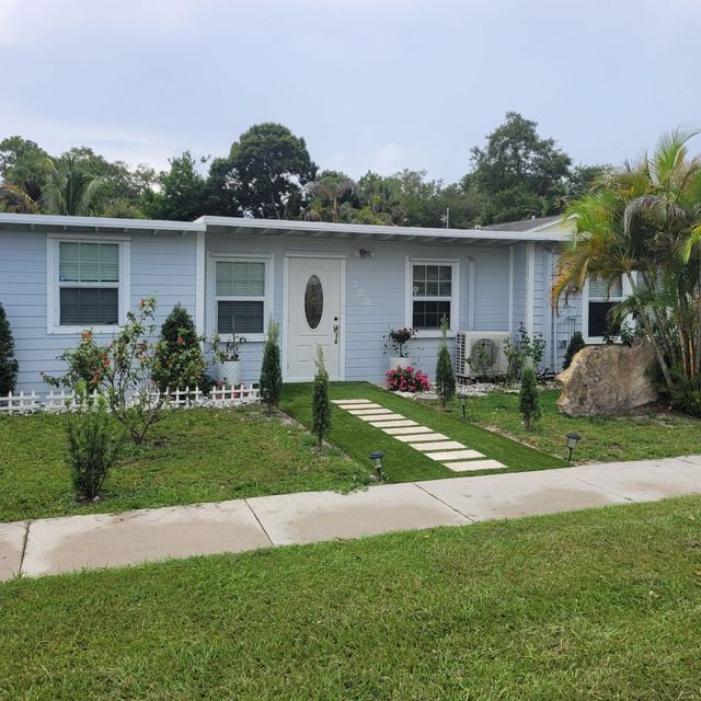 208 Edmund Street, Jupiter
