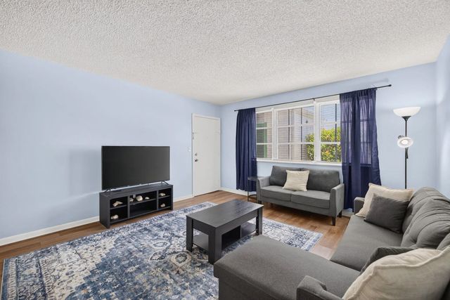 3 of 36 - 1821 Ne 62nd Street #312, Fort Lauderdale, FL