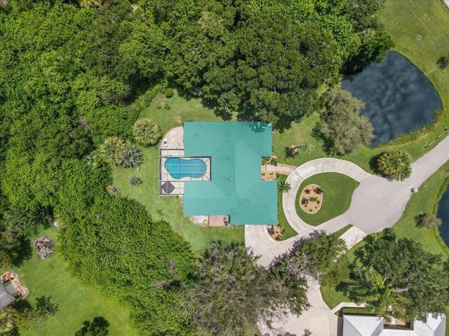 2 of 36 - 1016 48th Terrace, Vero Beach, FL