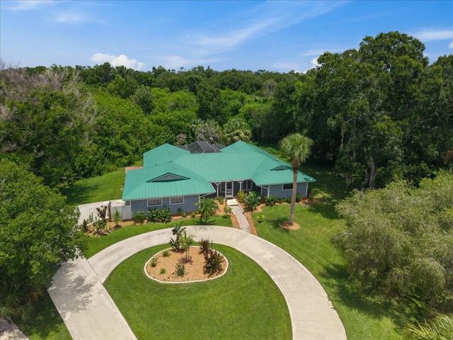 5 of 36 - 1016 48th Terrace, Vero Beach, FL