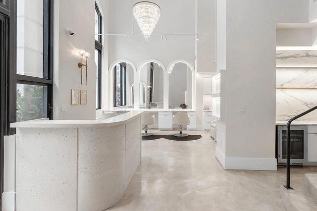 3 of 30 - 801 S Olive Avenue #112, West Palm Beach, FL