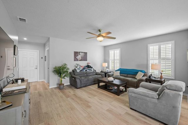 4 of 28 - 3833 Lancove Way, Fort Pierce, FL