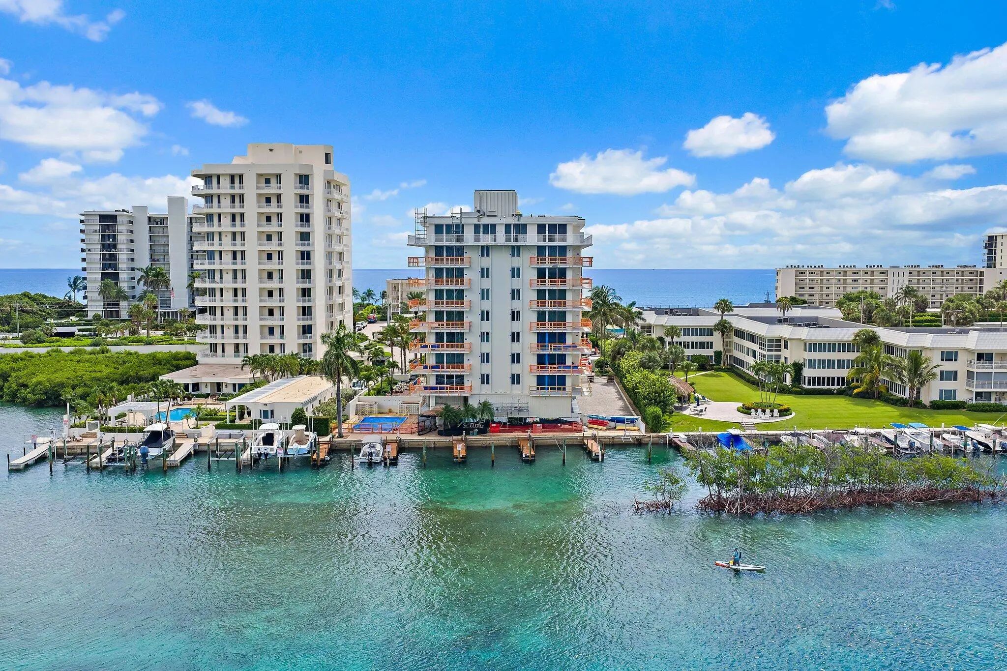 375 Beach Road #201, in the city of Tequesta Real Estate in FL by LA MAR CONDO APTS DECL,