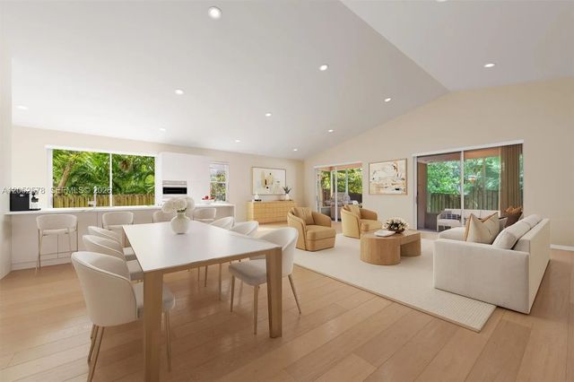 4 of 32 - 10232 Sw 16th Court, Pembroke Pines, FL