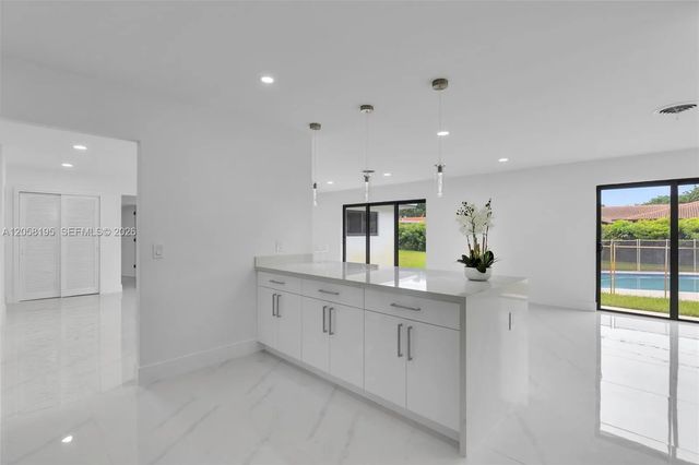 2 of 41 - 6940 Nw 6th Street, Plantation, FL
