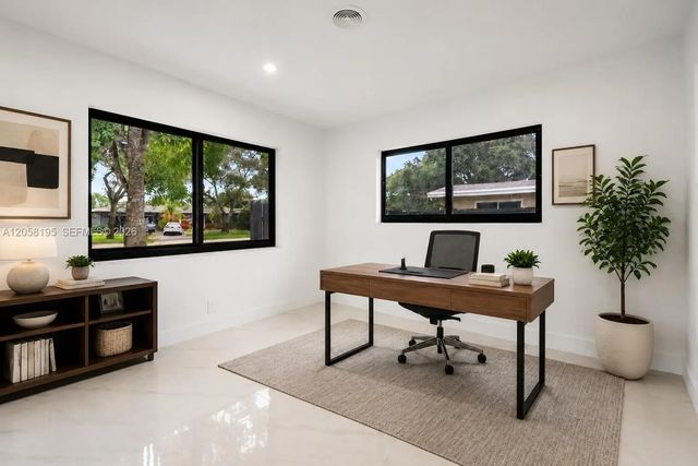4 of 41 - 6940 Nw 6th Street, Plantation, FL