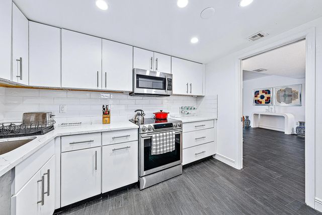 4 of 17 - 2760 S Ocean Boulevard #310, Palm Beach, FL