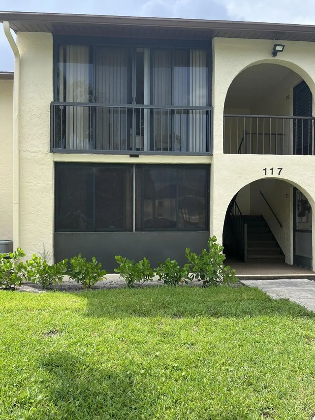 2 of 10 - 117 Lake Pine Circle #a-1, Greenacres, FL