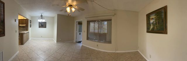 5 of 10 - 117 Lake Pine Circle #a-1, Greenacres, FL