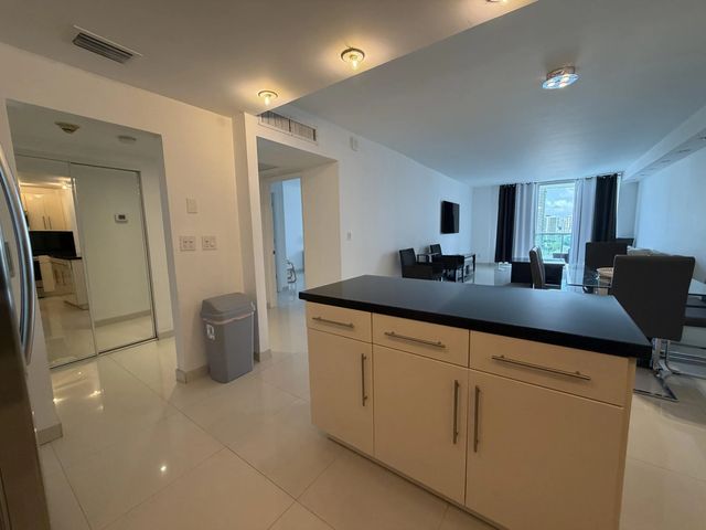 5 of 33 - 19390 Collins Avenue #1603, Sunny Isles Beach, FL