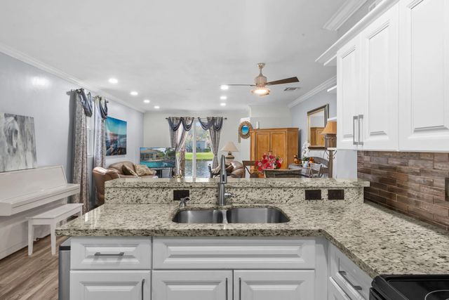 5 of 32 - 4859 Nw 58th Manor, Coconut Creek, FL