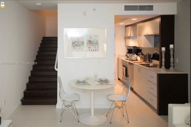 3 of 22 - 2130 Park Avenue #6, Miami Beach, FL