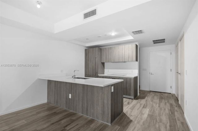 3 of 36 - 801 S Miami Avenue #2002, Miami, FL