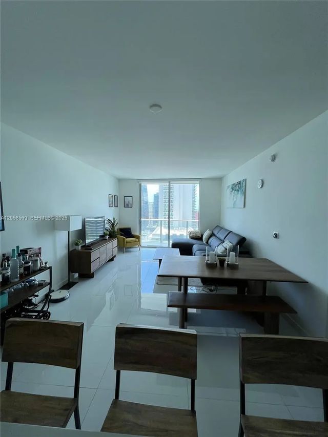 2 of 40 - 1100 S Miami Avenue #2904, Miami, FL