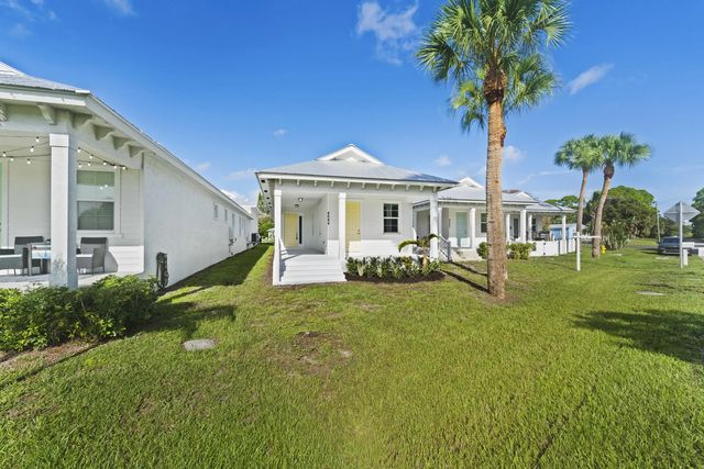 2 of 66 - 4984 Se Railway Avenue, Stuart, FL